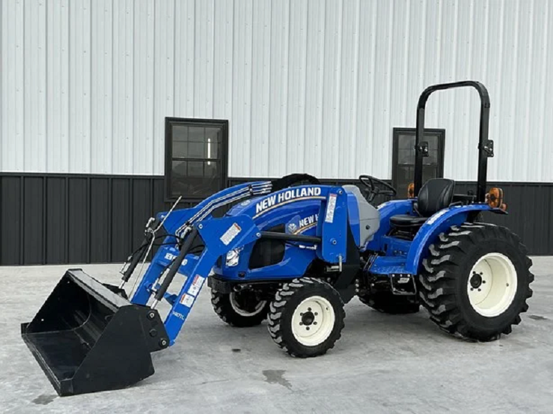 2017 New Holland Workmaster 35 Tractor