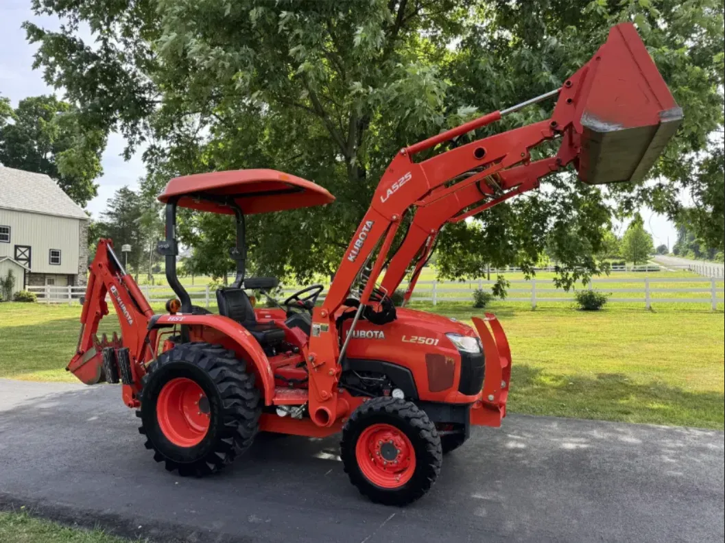 2016 Kubota L2501 Tractor